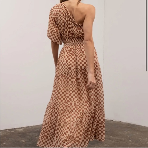 Checkerboard one sleeve maxi NWT - Picture 2 of 7